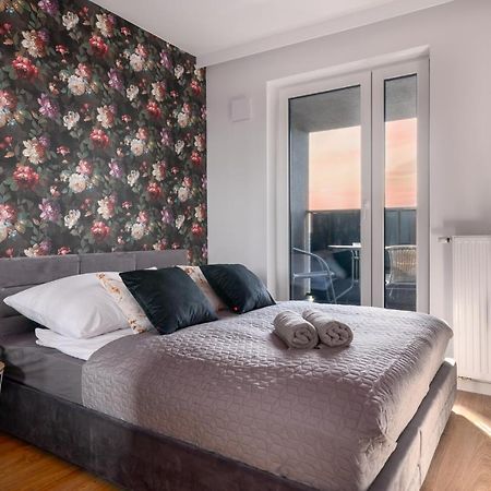 Star4You II Apartments Wrocław Kültér fotó