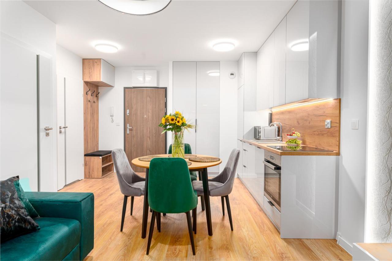 Star4You II Apartments Wrocław Kültér fotó